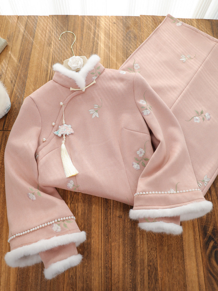 新月閣 粉蕊 溫婉刺繡麂皮絨旗袍