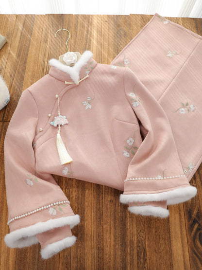新月閣 粉蕊 溫婉刺繡麂皮絨旗袍